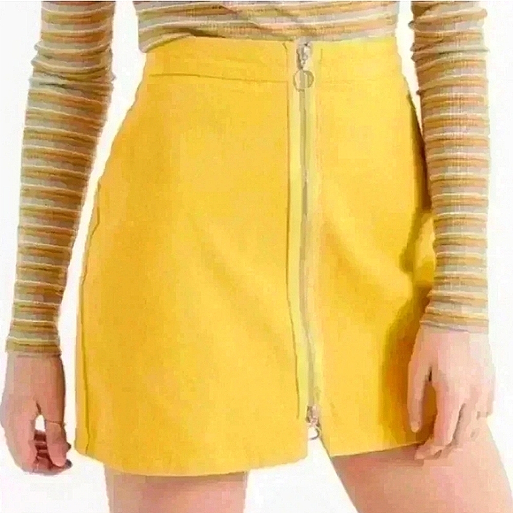 BDG Urban Outfitters Denim Mini Skirt Yellow Denim Size Small Cotton Zip Front